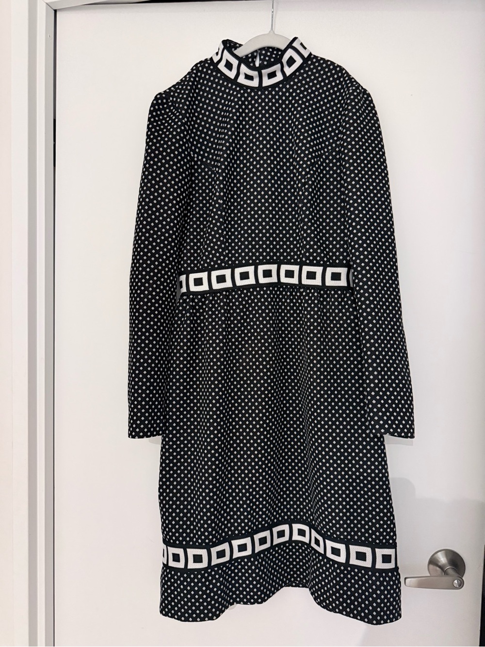 60s-70s Vintage Black & White Polka Dot Long-Sleeve Dress